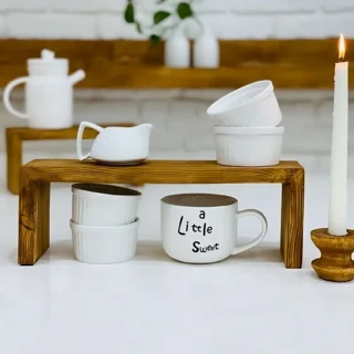 استند رو میزی کوچک مدل مستر کلاغ